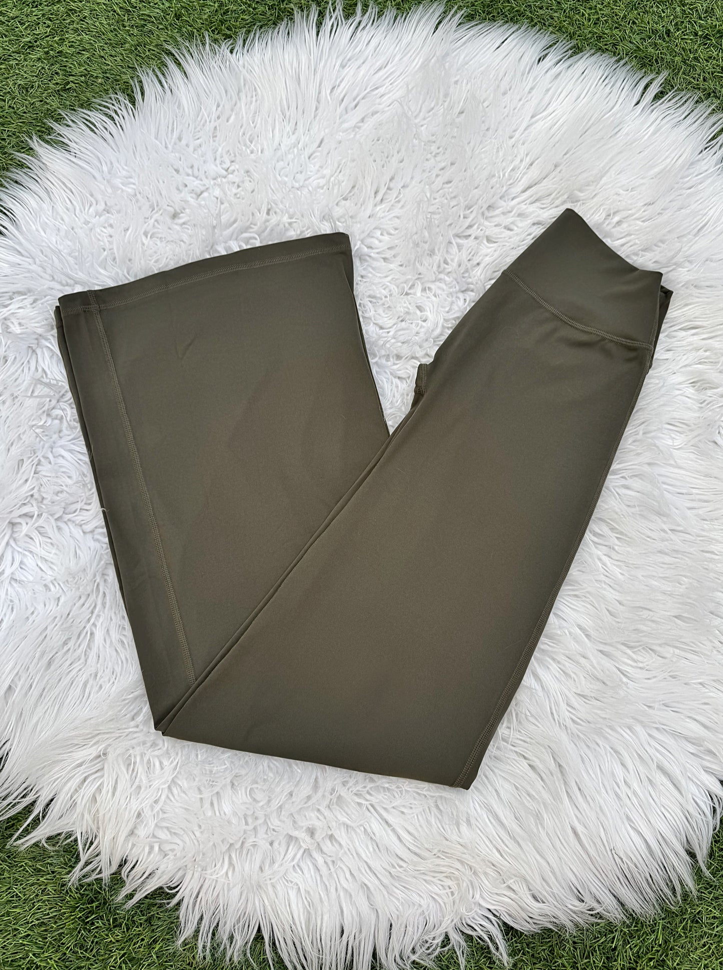 Leggings sin efecto push up/ pierna recta
