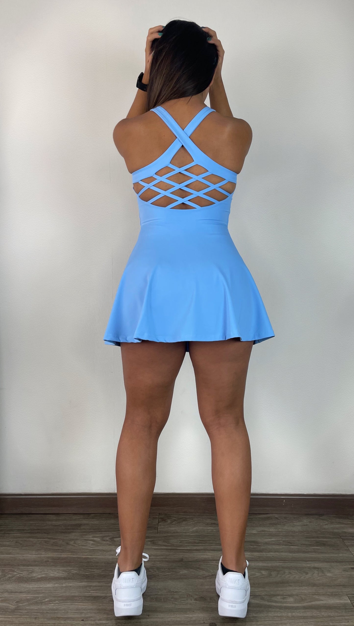 Vestido deportivo con short interno